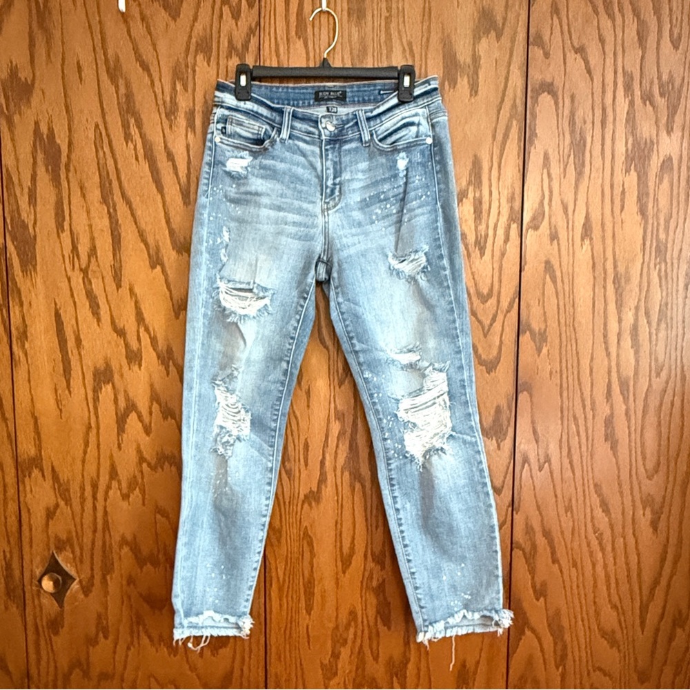 Judy Blue Boyfriend Fit Distressed Jeans Paint Splatter Raw Hem Women’s 7/28
